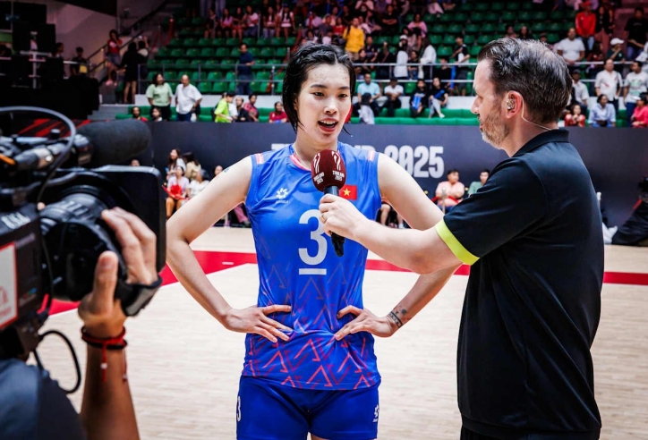 HLV Nguyễn Tuấn Kiệt nói thẳng việc không để Thanh Thúy thi đấu