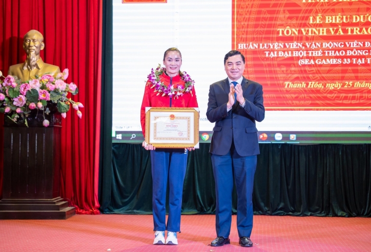 Chân chạy Quách Thị Lan nhận vinh dự lớn sau kỳ SEA Games thành công