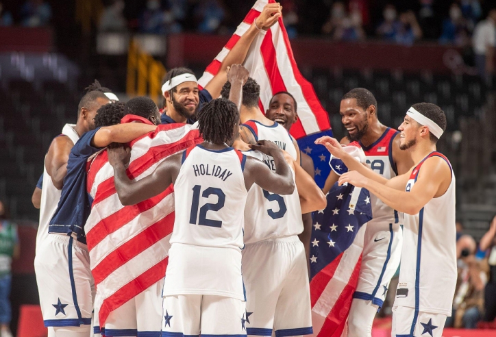 Danh sách sơ bộ bóng rổ Mĩ Olympic 2024: LeBron James, Stephen Curry góp mặt