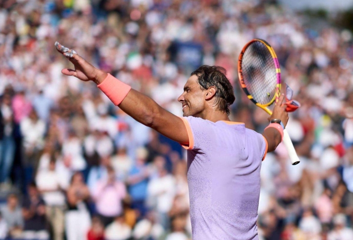 Rafael Nadal thắng áp đảo ngày tái xuất