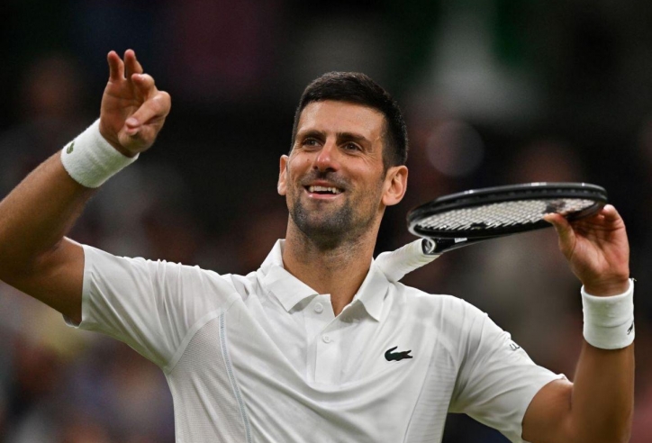 Novak Djokovic khẩu chiến cực căng với khán giả Wimbledon 2024