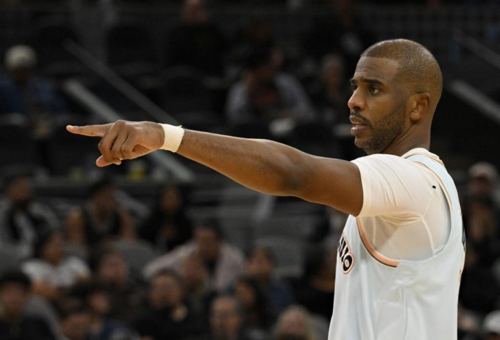 'Point God' Chris Paul lập cột mốc mới trong lịch sử NBA