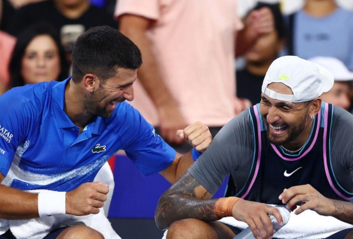 Song sát Djokovic - Kyrgios thắng nhọc trận khai màn mùa giải tennis 2025