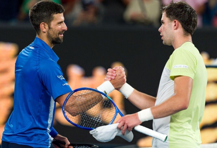 Kết quả tennis 15/1: Djokovic, Alcaraz thẳng tiến ở Australian Open 2025