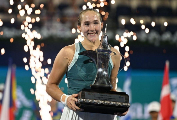 Đăng quang WTA Dubai, Mirra Andreeva dựng hai cột mốc đáng nhớ trong sự nghiệp