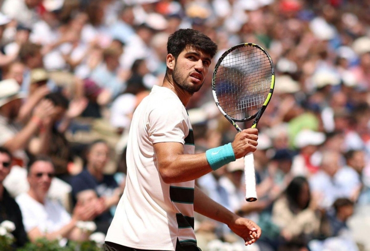 Alcaraz, Sinner khởi đầu mĩ mãn ở Roland Garros 2025