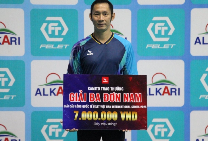 Nguyễn Tiến Minh cầm vợt thi đấu ở tuổi 42, NHM quốc tế chỉ biết trầm trồ thán phục