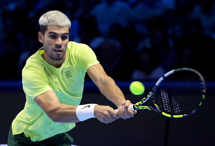 Chuyên gia chỉ thẳng nguyên nhân Alcaraz thua Sinner ở ATP Finals