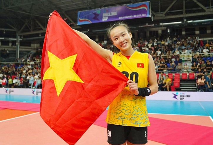 'Mất tích' trong năm 2025, sao bóng chuyền nữ Việt Nam được NHM Thái Lan quan tâm