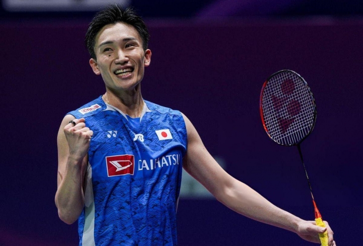 Kento Momota tái xuất sau một năm rưỡi vắng bóng
