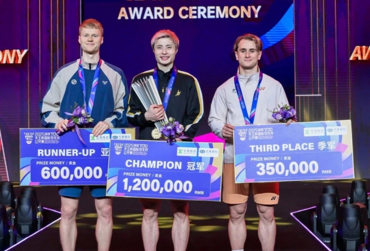 Shi Yuqi đăng quang giải cầu lông danh giá do Lin Dan tổ chức