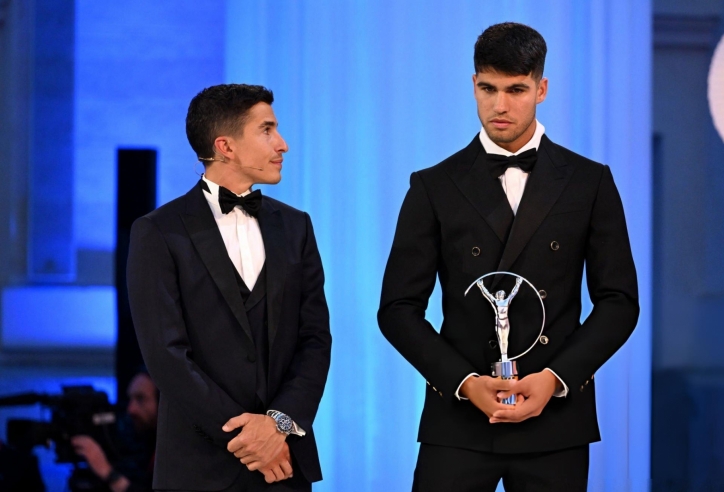 Alcaraz vượt mặt tay đua số 1 thế giới để nhận giải thưởng cao quý