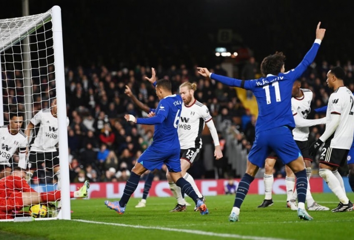 Video bàn thắng Chelsea 1-2 Fulham: Chìm sâu trong khủng hoảng