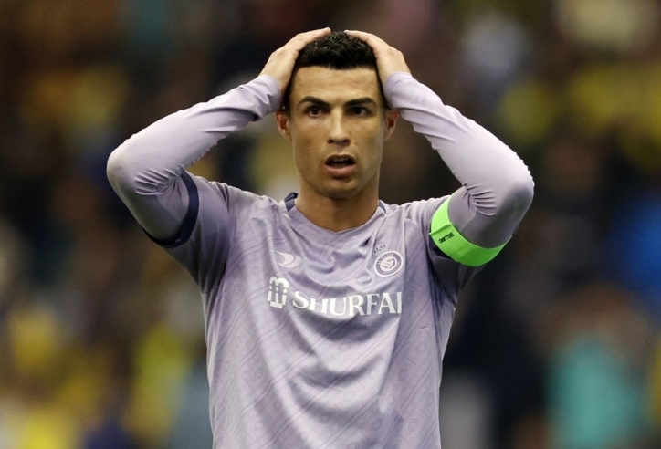 Ngôi sao Al Nassr có động thái khiến tất cả 'ngã ngửa' về Ronaldo