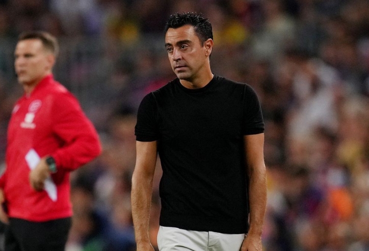 HLV Xavi lên tiếng xác định ngày chia tay Barca