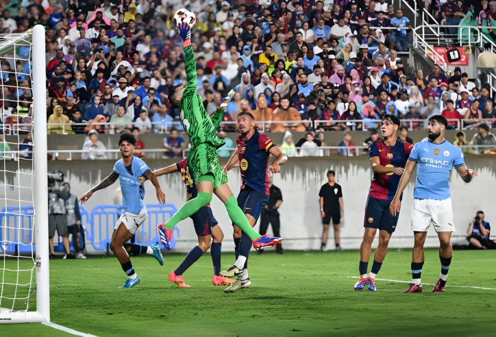 Trực tiếp Man City 0-1 Barca: Đôi công nghẹt thở