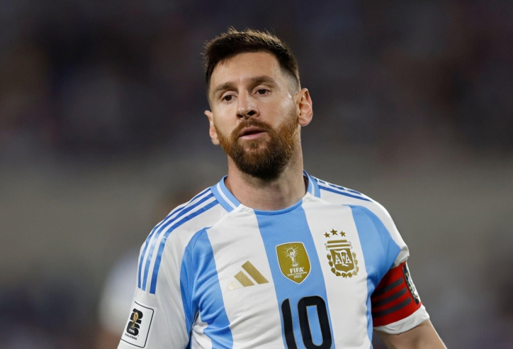 Messi lên tiếng về tương lai sau khi ghi 3 bàn cho Argentina