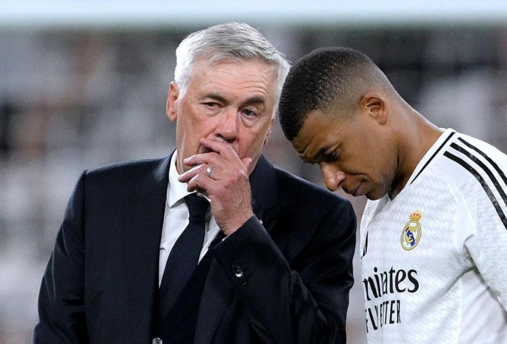 HLV Ancelotti lên tiếng về sự bất an của Mbappe khi đá phạt đền