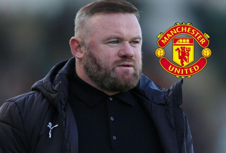 Rooney thuê cựu HLV tại MU làm trợ lý