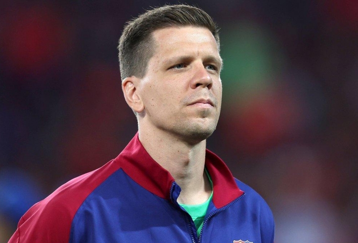 Barca đăng ký thành công lão tướng kỳ cựu vào phút chót