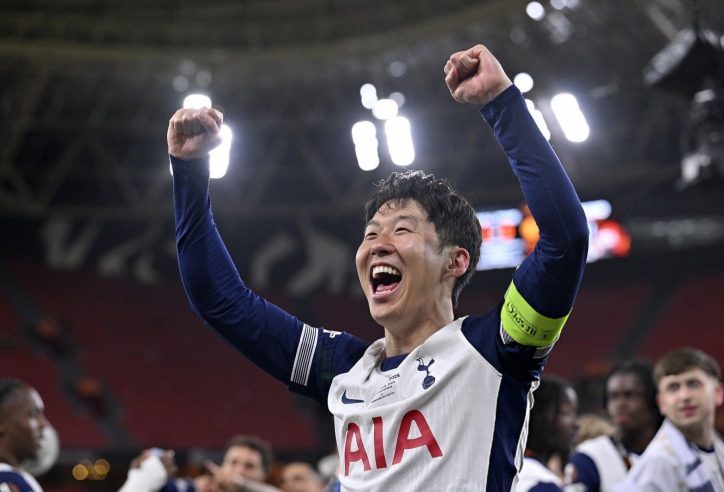 Son Heung-min: 'Hôm nay, cứ gọi tôi là huyền thoại'
