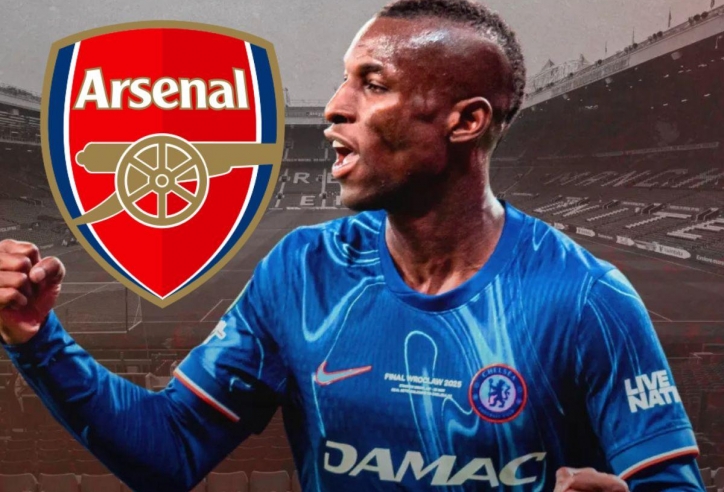 Tin chuyển nhượng 28/6: MU ký cái tên bất ngờ; Nicolas Jackson cập bến Arsenal?