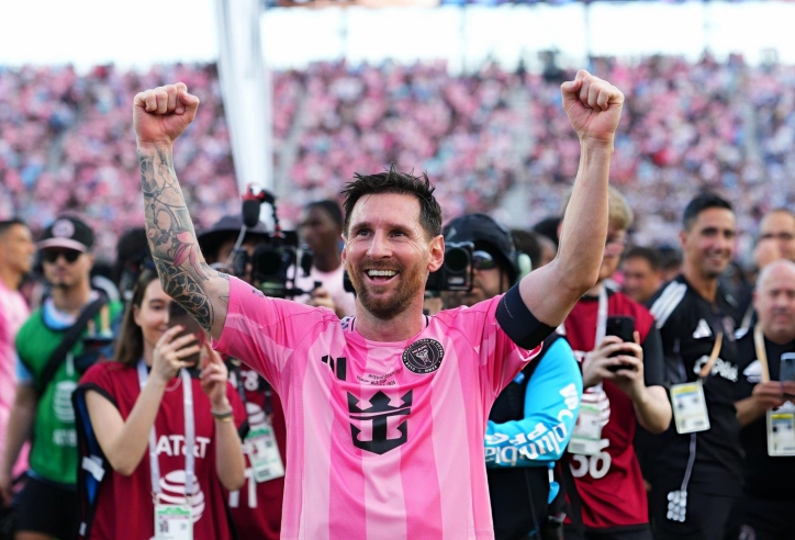 CHÍNH THỨC: Messi có đồng đội mới là ngôi sao Ngoại hạng Anh