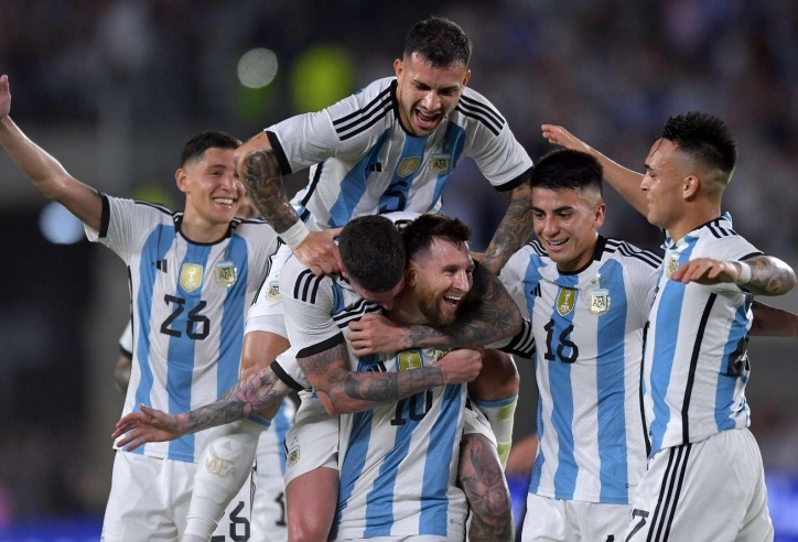 FIFA ra án phạt cực nặng liên quan đến ngôi sao Argentina