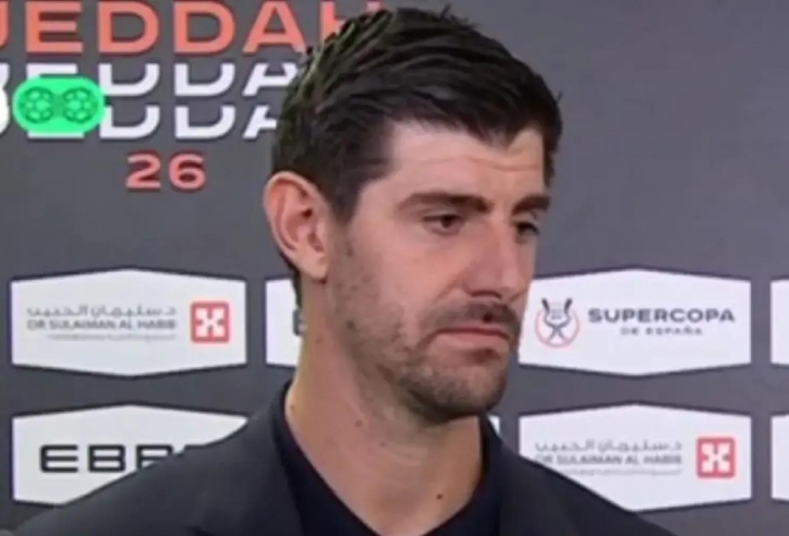 Thua cay đắng, Thibaut Courtois vẫn chỉ thẳng 'cơn ác mộng' của Barca