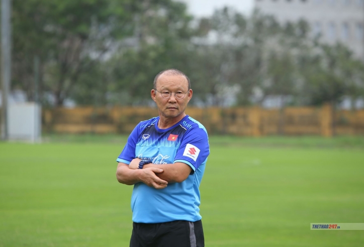 HLV Park Hang Seo: 'Cầu thủ nào nói thắng được Trung Quốc thì phải chịu trách nhiệm'