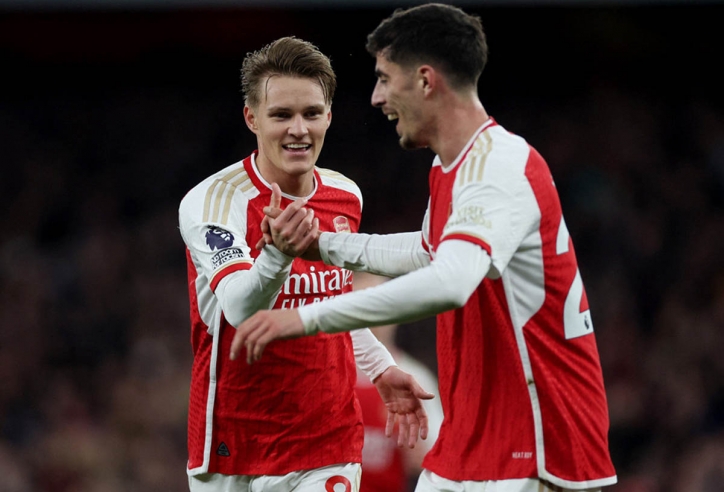 Arsenal đang khiến cho Liverpool và Man City bất an