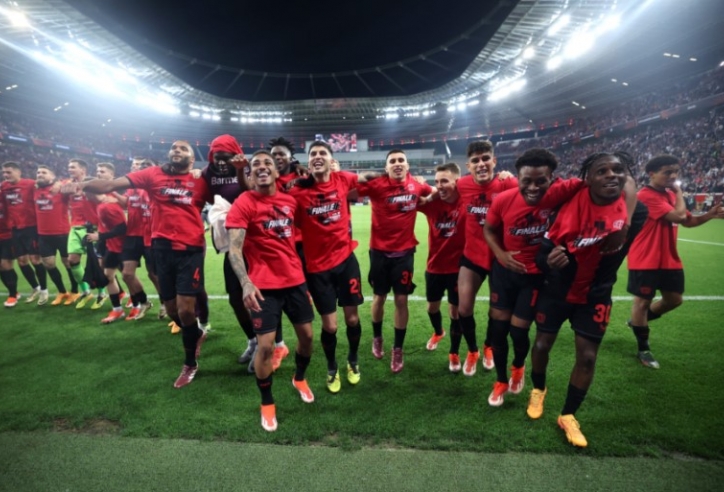 Đường đến chung kết C2 của Bayer Leverkusen: Bất khả chiến bại
