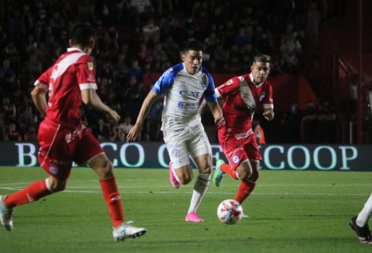 Nhận định Excursionistas vs Argentinos Juniors: Cuộc chiến sống còn