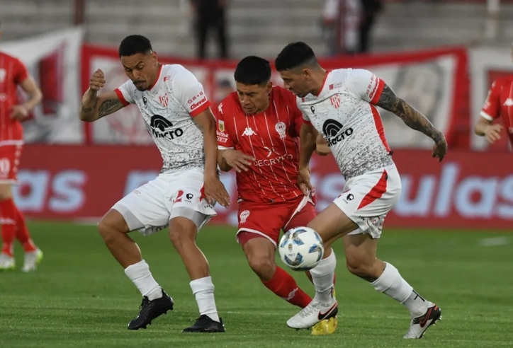 Nhận định Instituto vs Huracan: Khách đợi hàng công bùng nổ