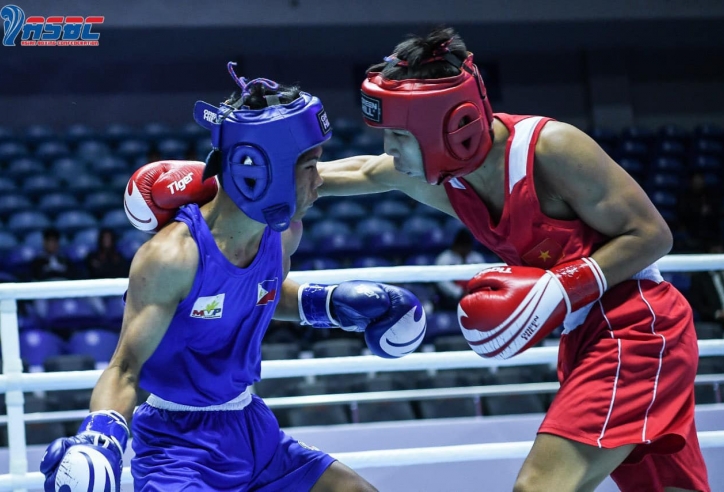 Chung kết Boxing trẻ Châu Á: Chênh lệch đẳng cấp, hai võ sĩ Việt Nam ngậm ngùi nhận thất bại