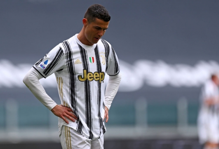 Video bàn thắng Juventus 3-1 Genoa: Ronaldo mờ nhạt