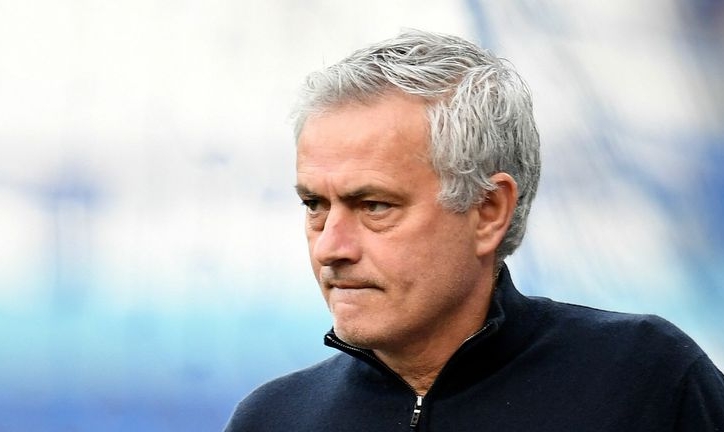 CHÍNH THỨC: Mourinho trở lại Serie A làm việc