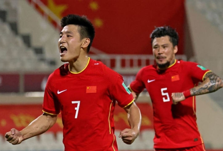 ‘Ronaldo Trung Quốc’ đánh bại Son Heung-min, hay nhất VLWC châu Á