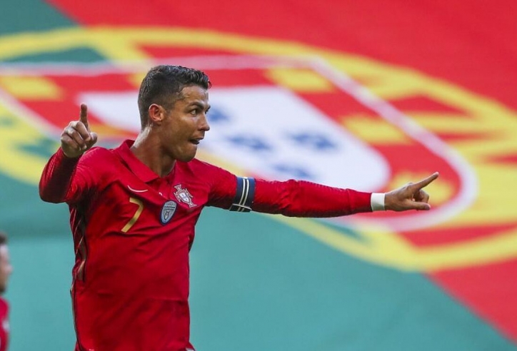 Ronaldo lập kỉ lục lịch sử, sẵn sàng hướng tới Euro 2021
