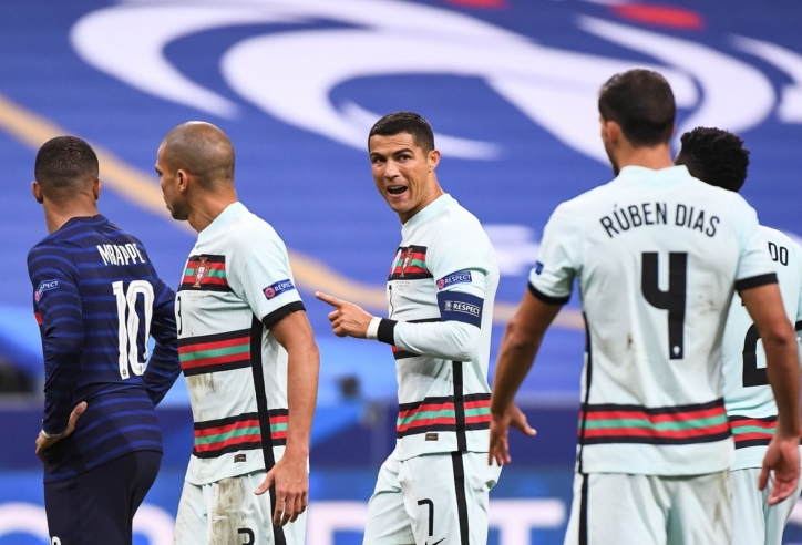 Đội hình chính thức Bồ Đào Nha vs Pháp: Thay đổi nơi tuyến giữa