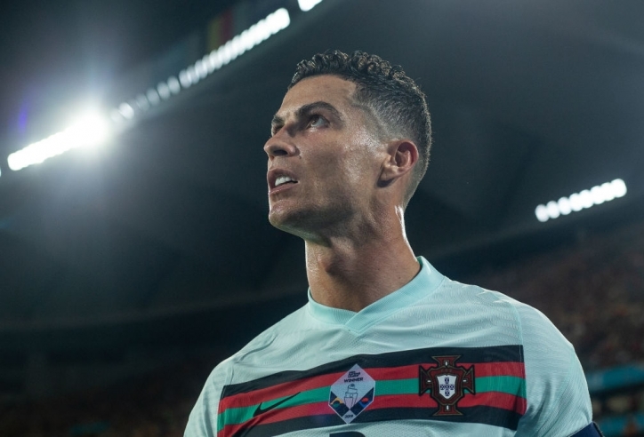 Ronaldo viết tâm thư xúc động khi kết thúc hành trình Euro 2021