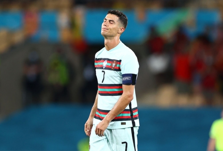 Đồng đội bất mãn với Ronaldo sau thành tích tệ hại của đội bóng