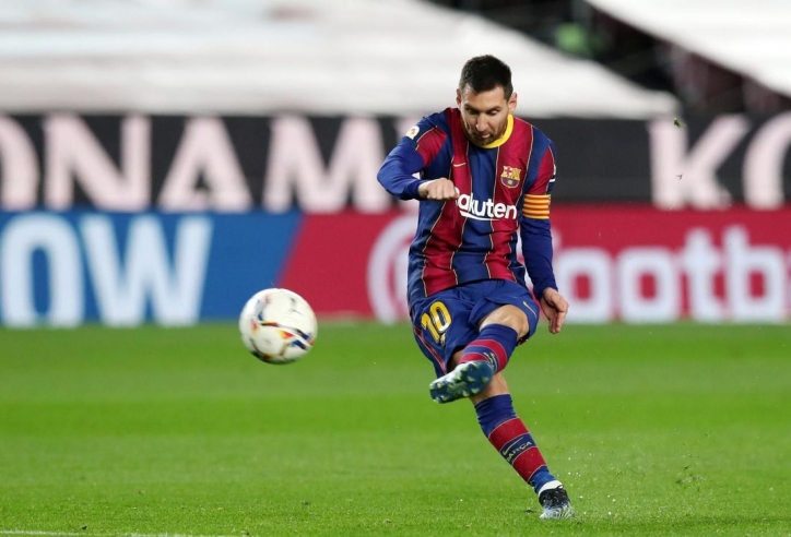 Messi và kỹ năng đá phạt 'thần thánh' tại Barcelona