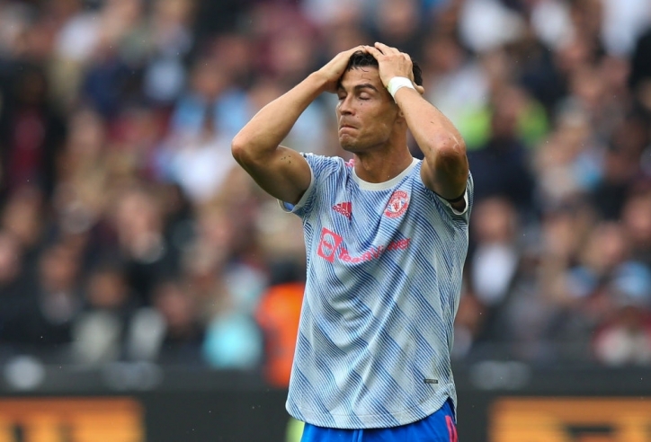 Ronaldo bị cổ động viên chế nhạo