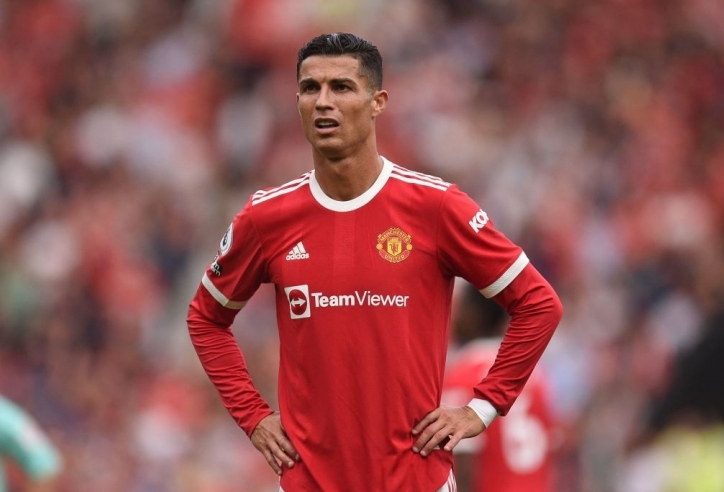 Huyền thoại MU tuyên bố sao Liverpool giỏi hơn Ronaldo