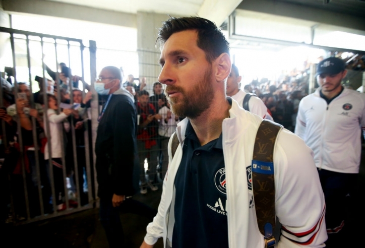 PSG gật đầu, Messi trở thành đồng đội của 'kẻ thù' năm xưa?