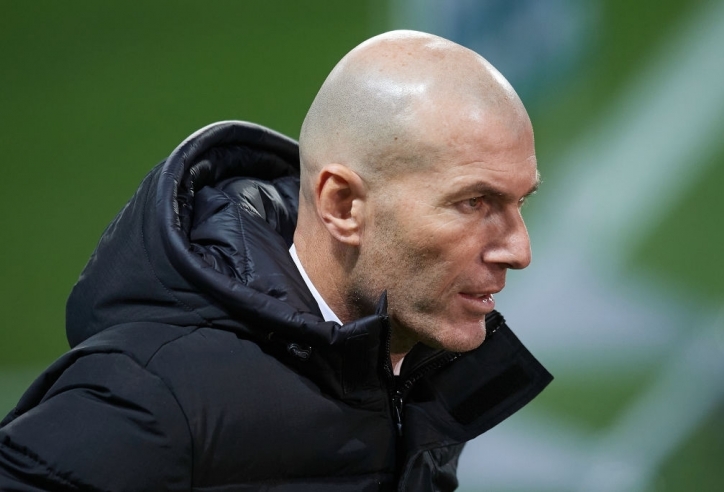 Từ chối MU, Zidane gây bất ngờ với bến đỗ 'khó tin'?