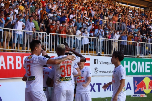 Bảng xếp hạng V-League 2021 vòng 10: Viettel phả hơi nóng vào HAGL