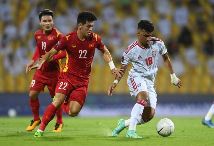 HLV UAE: 'Tôi hơi tức vì Việt Nam chơi quá hay'