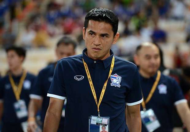 Kiatisak 'buông lời phũ phàng' với bóng đá Thái Lan